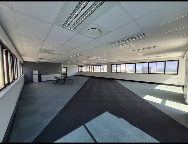 291M² OFFICE TO LET IN SANDTON CENTRAL